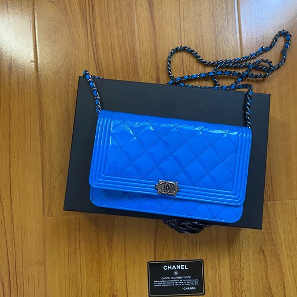 Chanel mini blue quilted bag - Picture 4 of 7